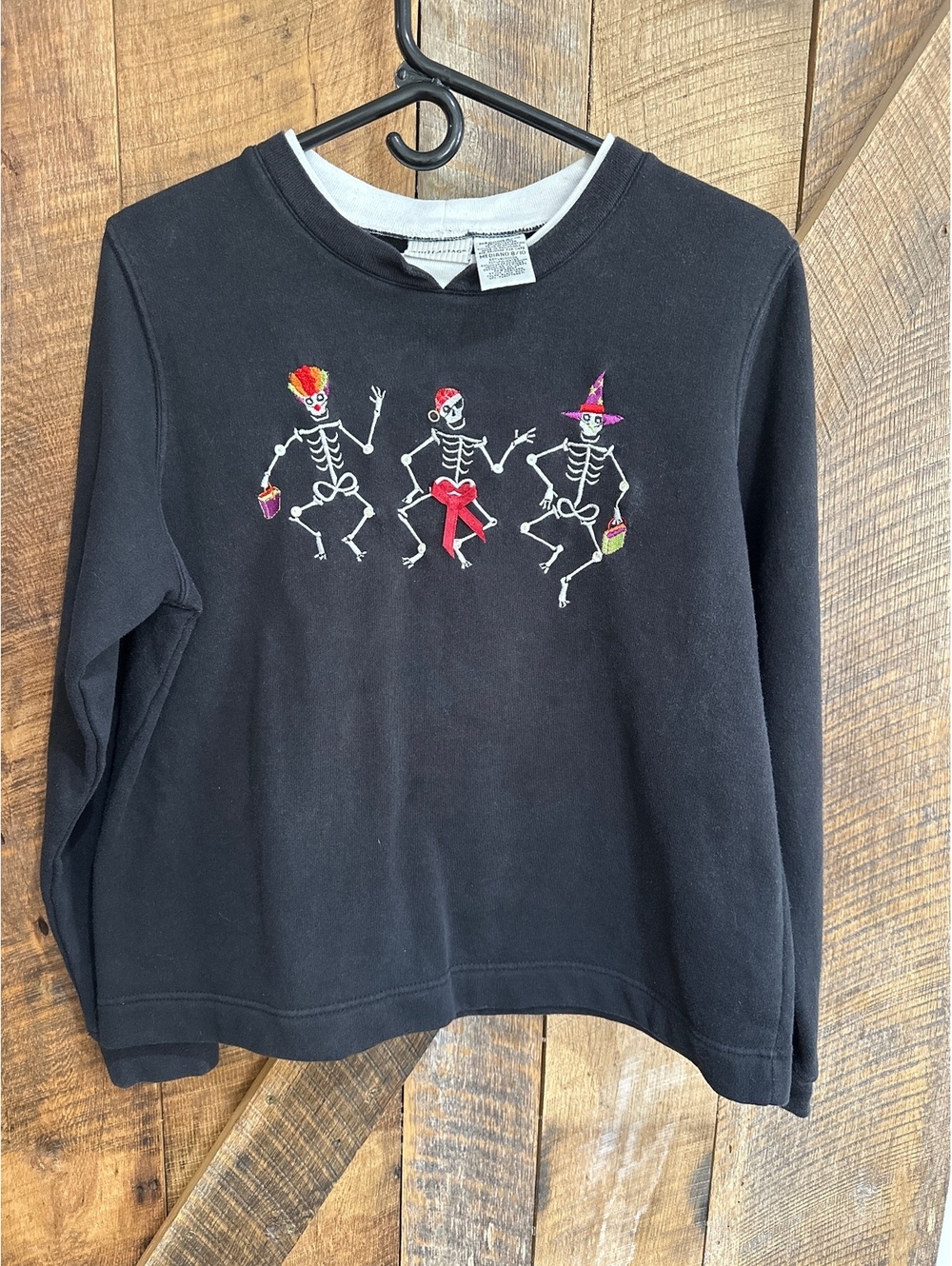Vintage White Stag Halloween Sweatshirt Medium 8/10 Dancing Skeletons 90s Fade